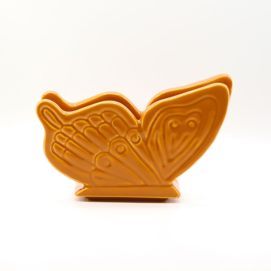 Portatovaglioli in ceramica colorata farfalla - Prodotto solidale - immagine 3