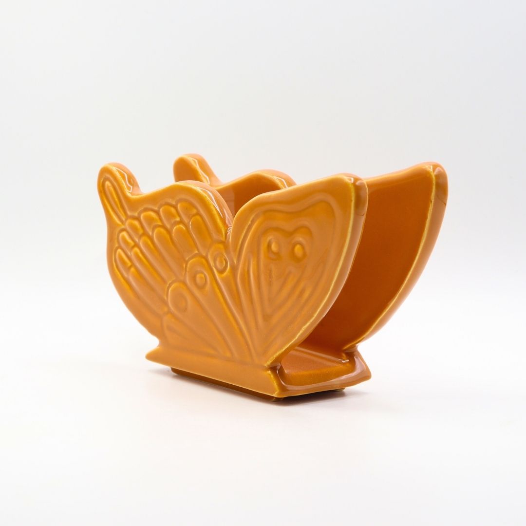 Portatovaglioli in ceramica colorata farfalla - Prodotto solidale - immagine 4